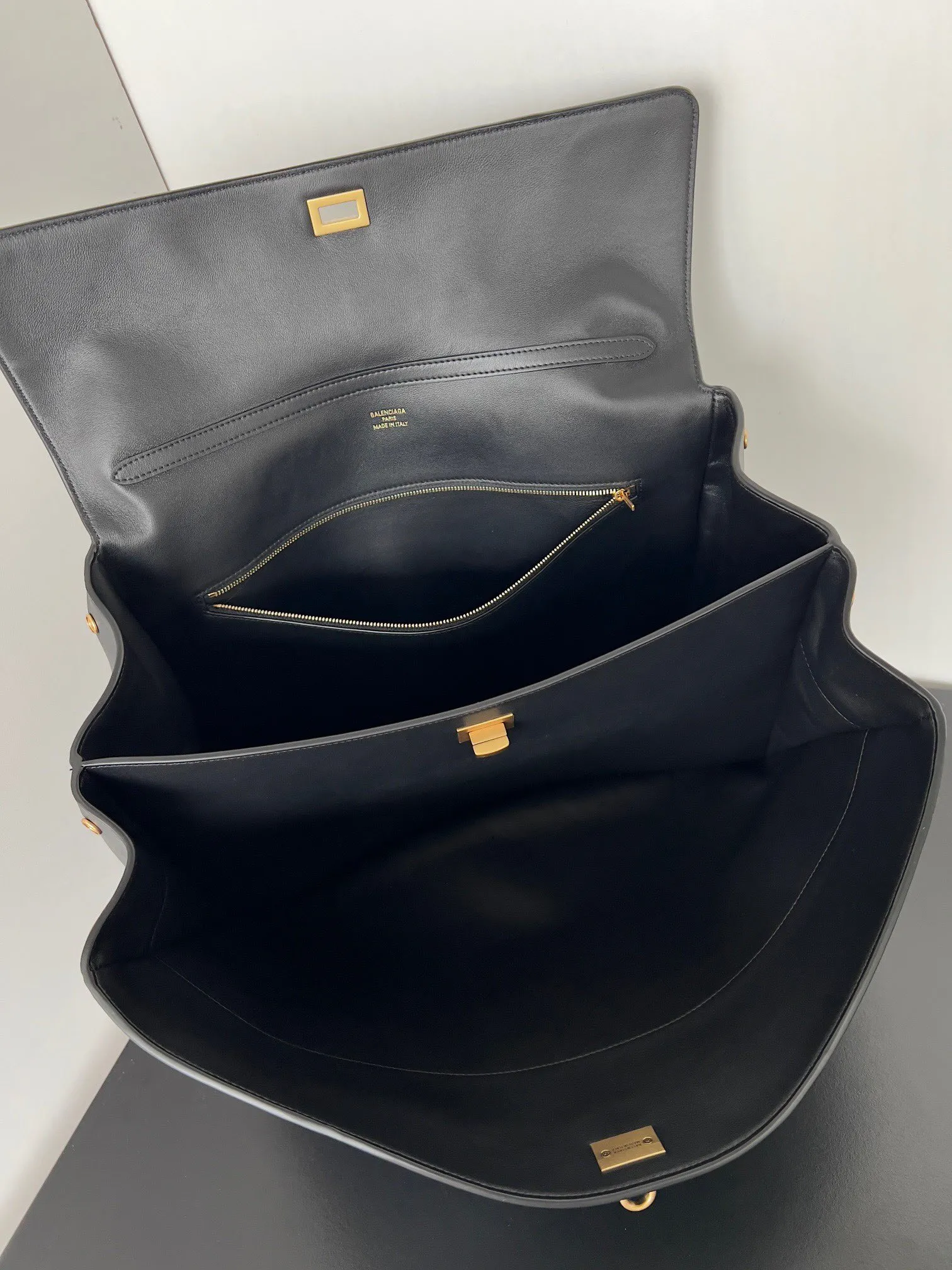 Balenciaga Women's Rodeo Handbag Large in Black 789744 - 图片 10