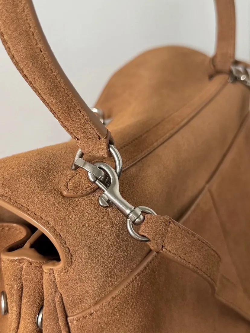 Balenciaga Women's Rodeo Handbag Medium in Camel 789772 - 图片 6