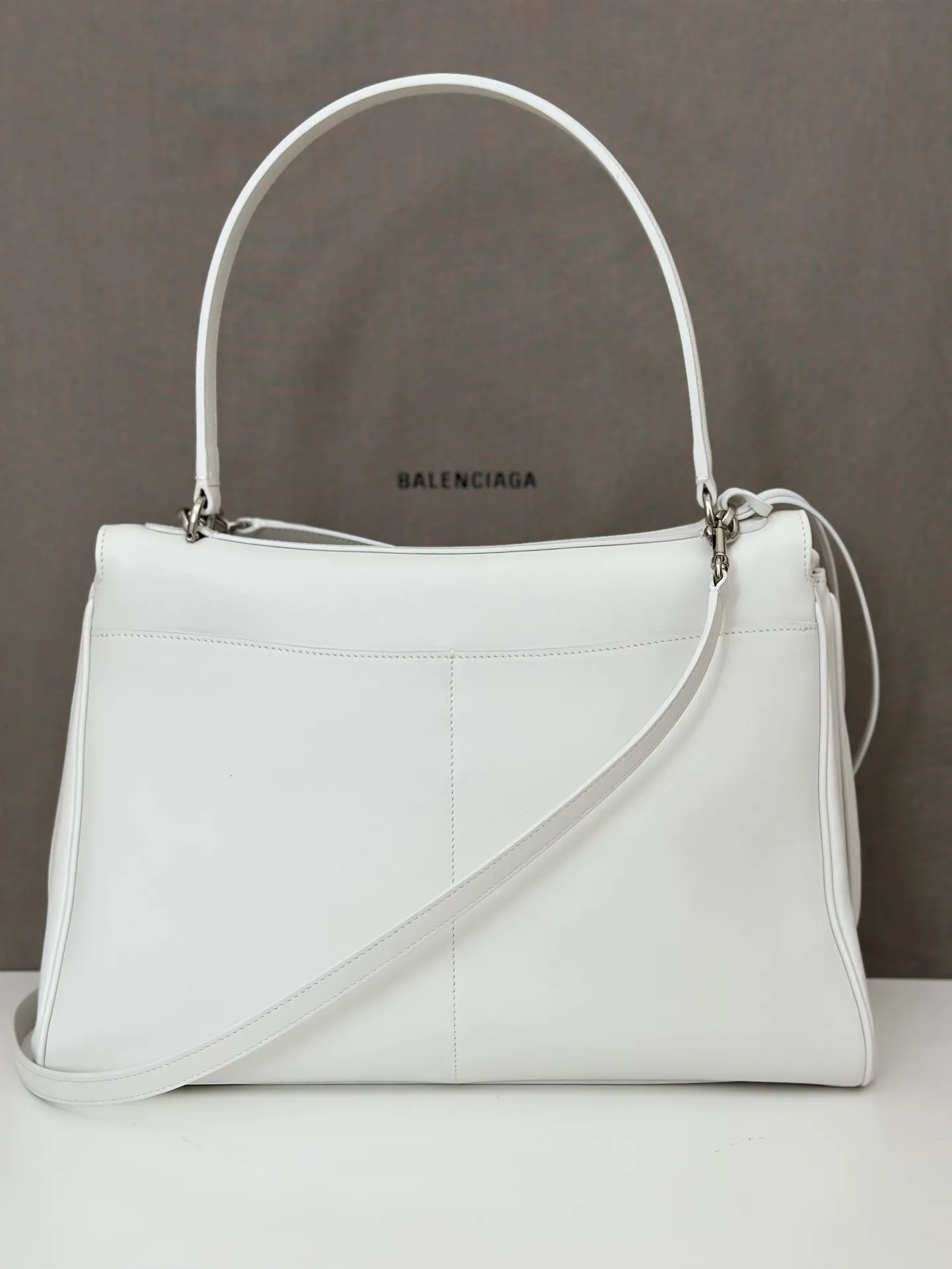 Balenciaga Women's Rodeo Handbag Medium in White 789772 - 图片 4