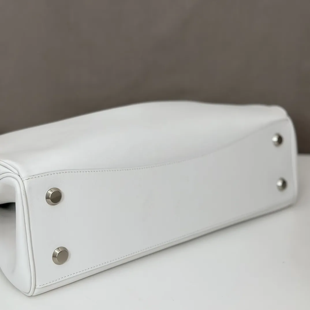 Balenciaga Women's Rodeo Handbag Medium in White 789772 - 图片 5