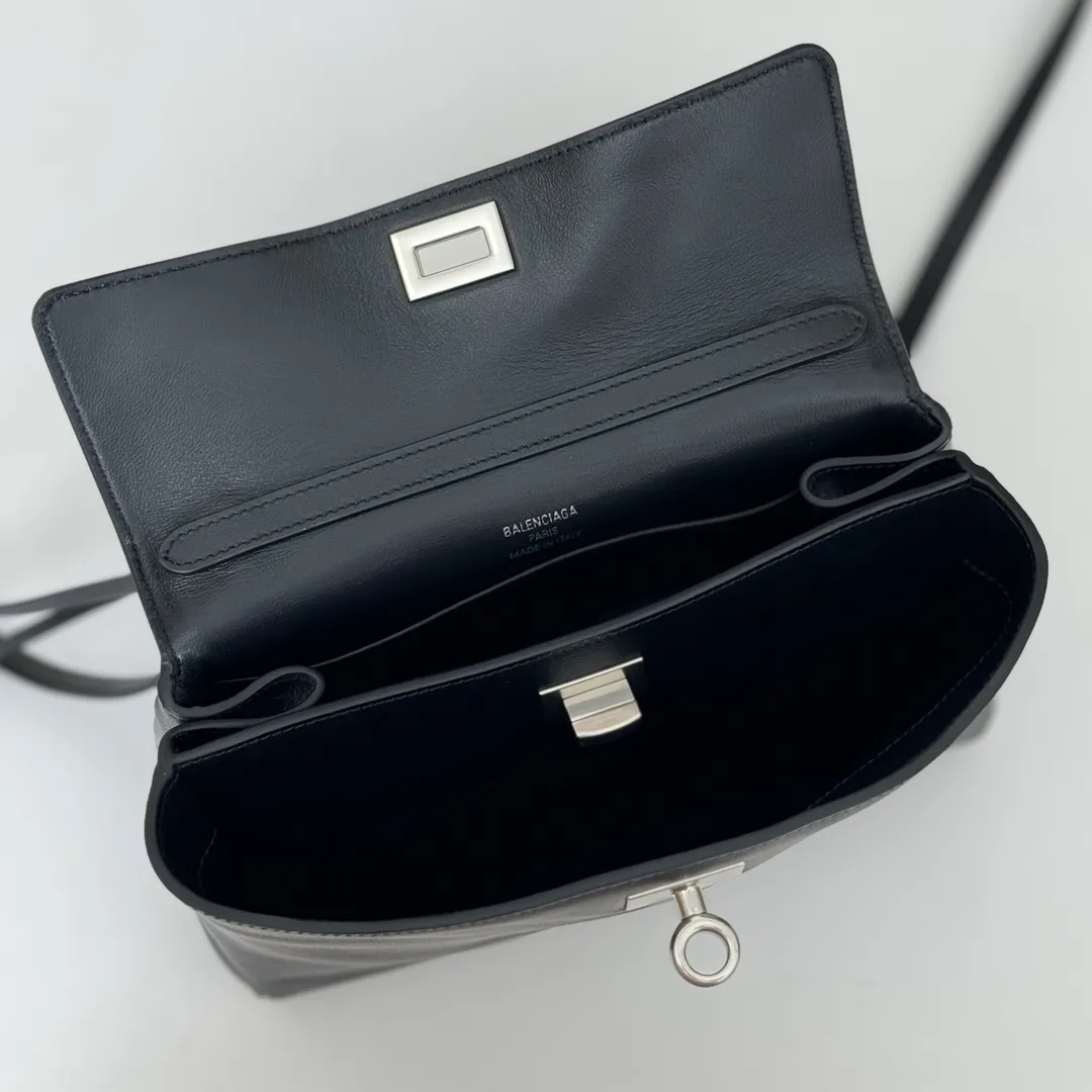Balenciaga Women's Rodeo Handbag Mini in Black 795456 - 图片 9