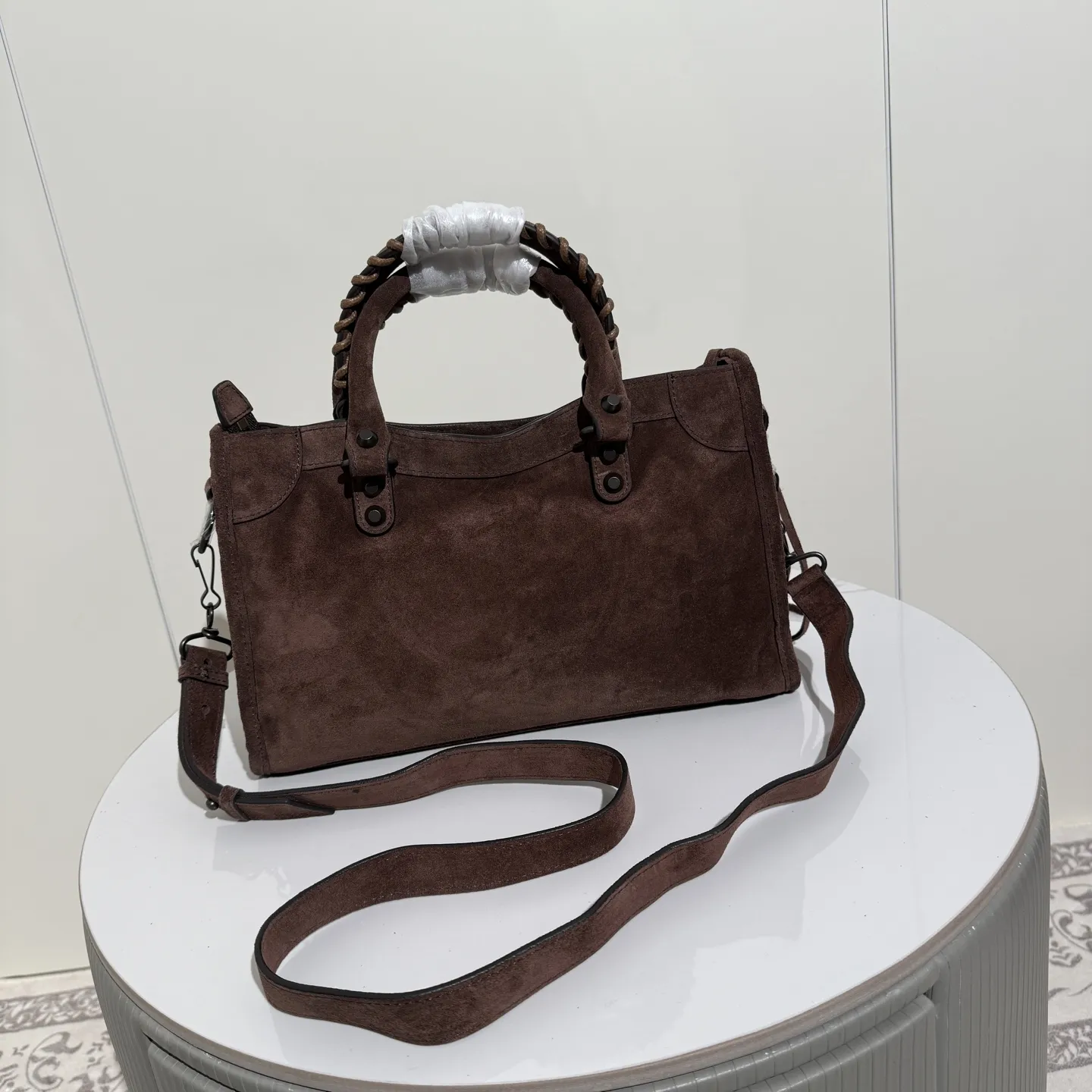 Balenciaga Women's Le City Bag Medium in Light Espresso 823058 - Image 4