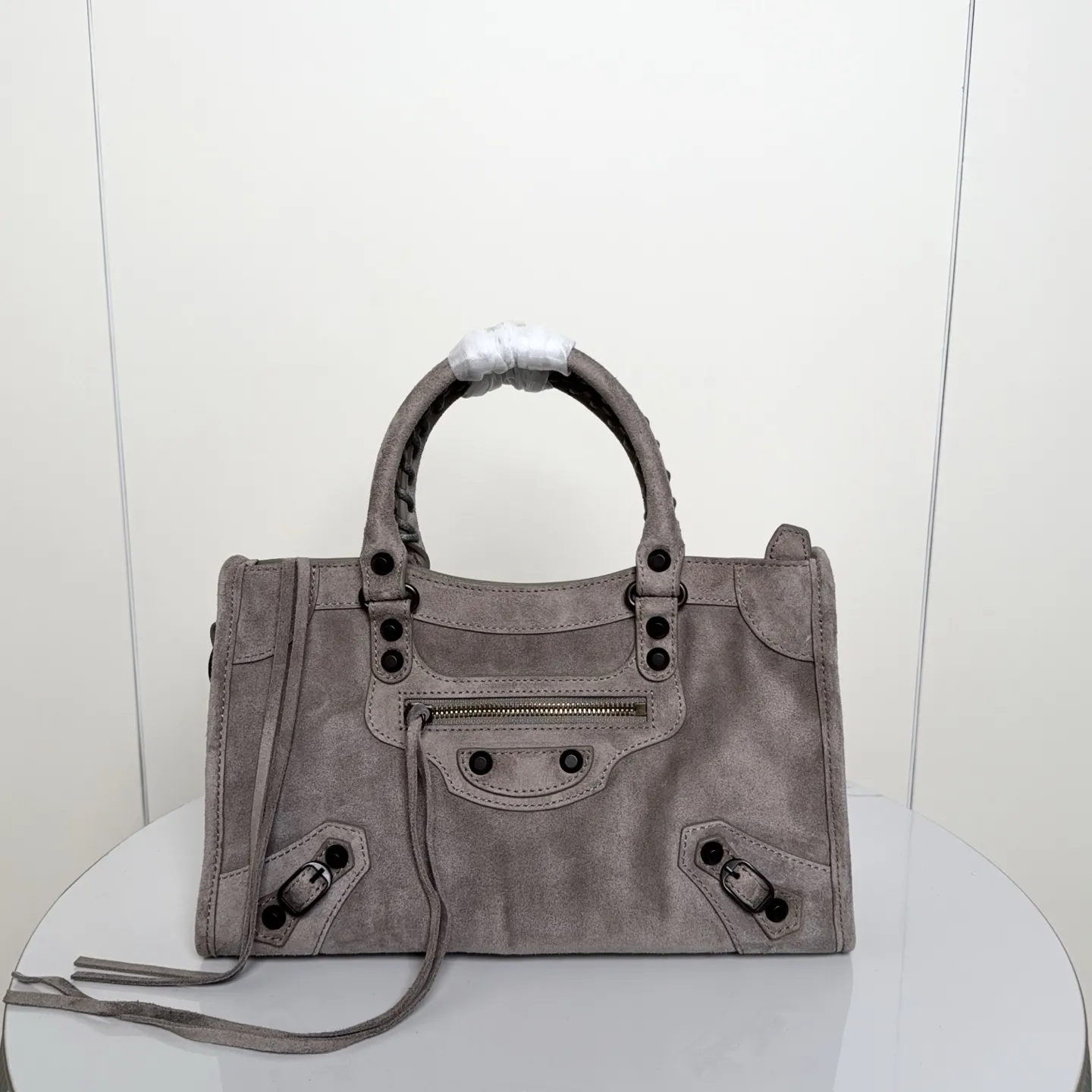 Alternative view of Balenciaga Women's Le City Bag Medium in Storm Grey 823058