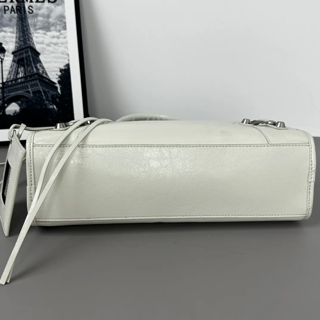 Balenciaga Women's Le City Bag Medium in Optic White 823058 - 图片 7