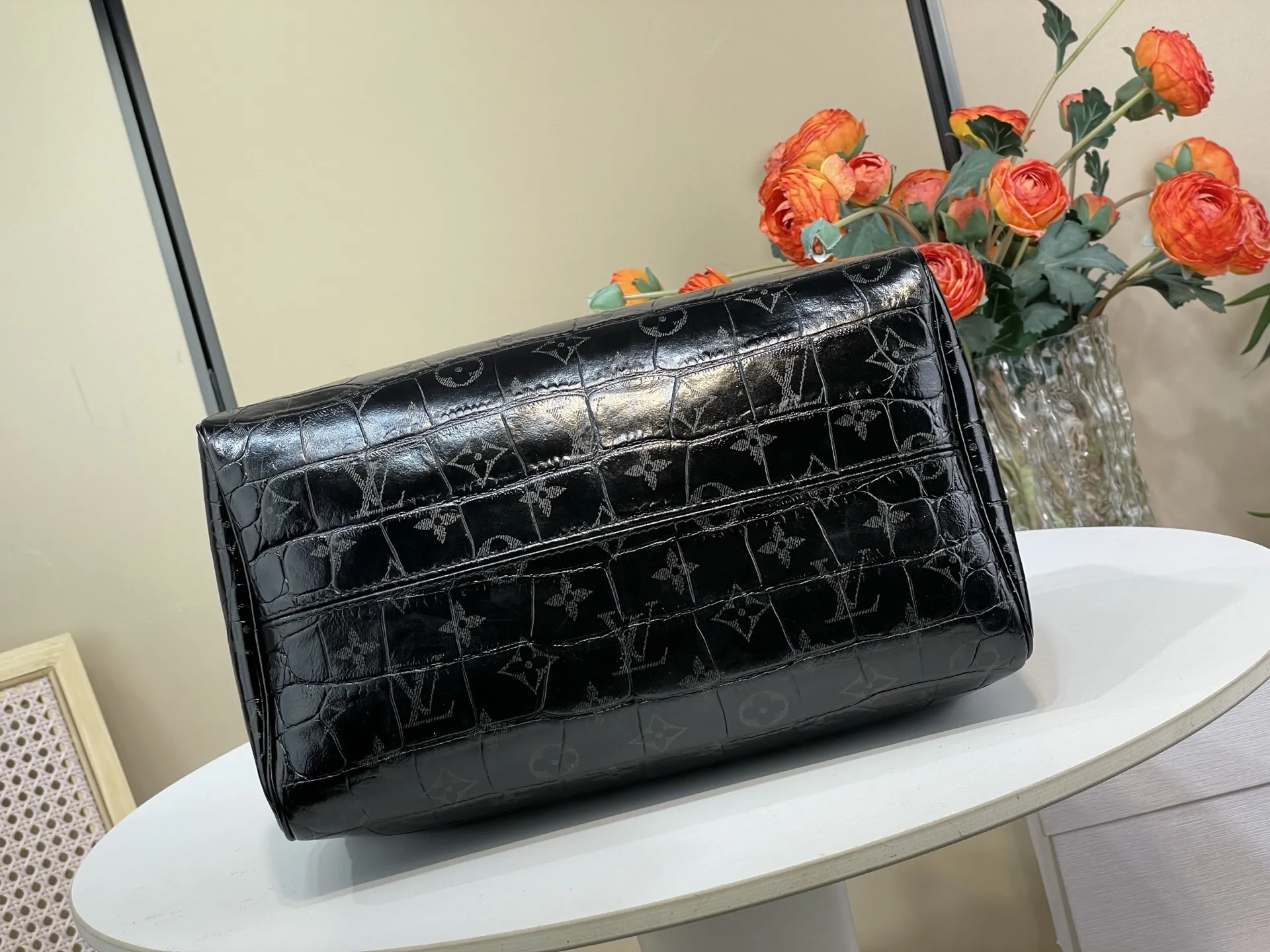 Louis Vuitton Speedy P9 Bandouli??re 30 Monogram Crocodile-Embossed Cowhide M11064 - 图片 5