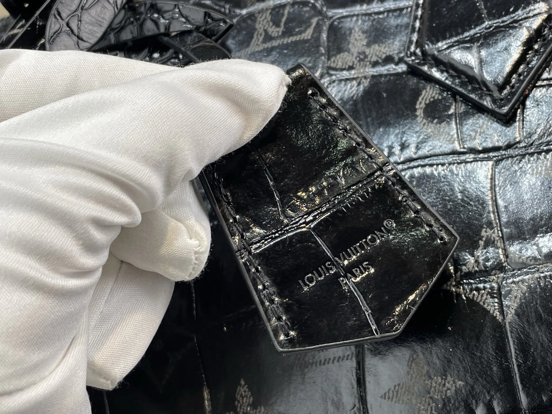 Louis Vuitton Speedy P9 Bandouli??re 30 Monogram Crocodile-Embossed Cowhide M11064 - 图片 7