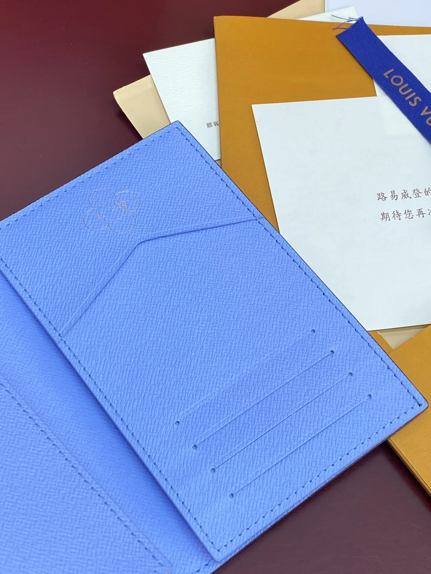 Louis Vuitton Passport Cover M15320 - 图片 8
