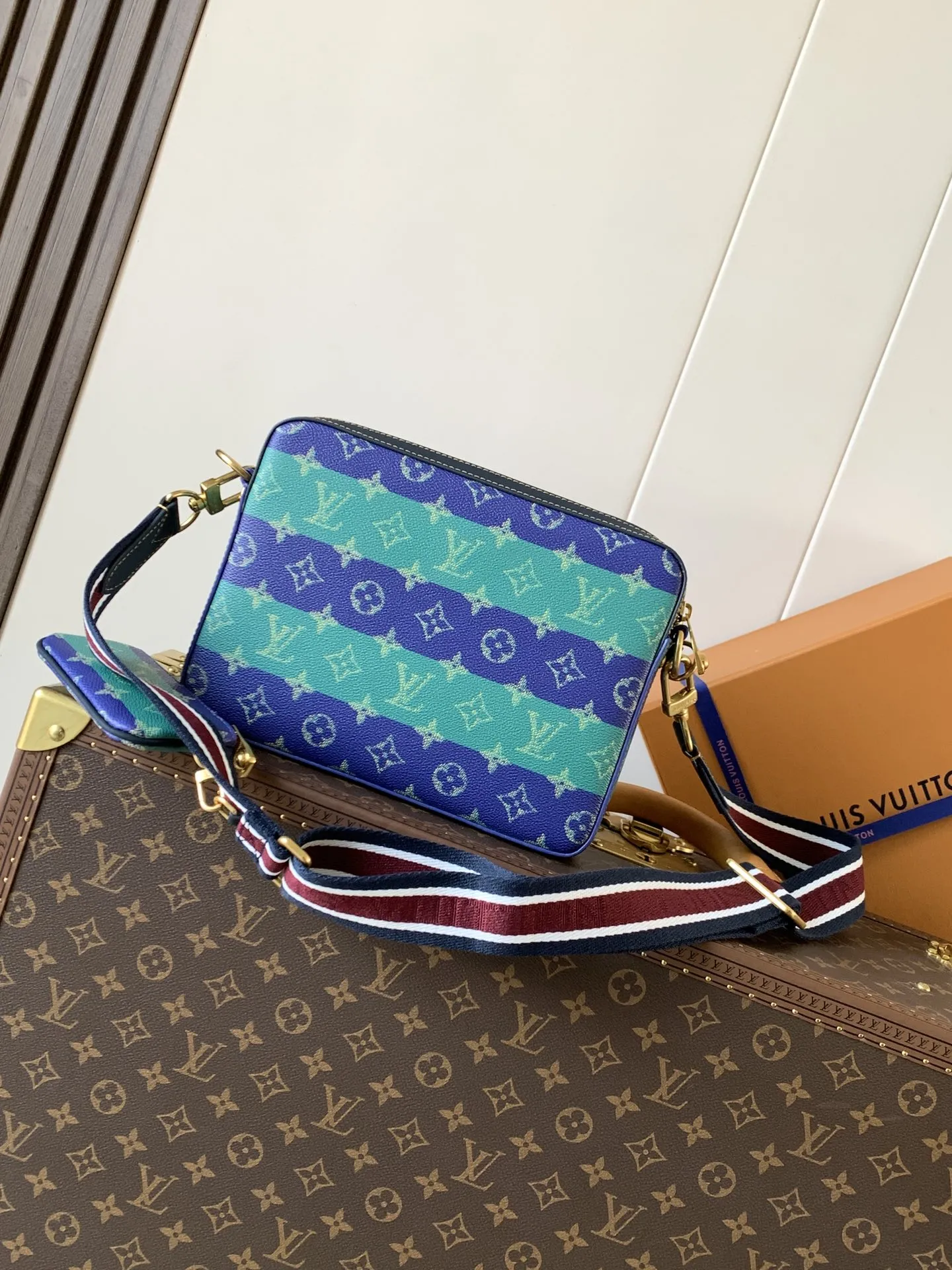 Louis Vuitton Trio Monogram Heritage M26026 - Image 4