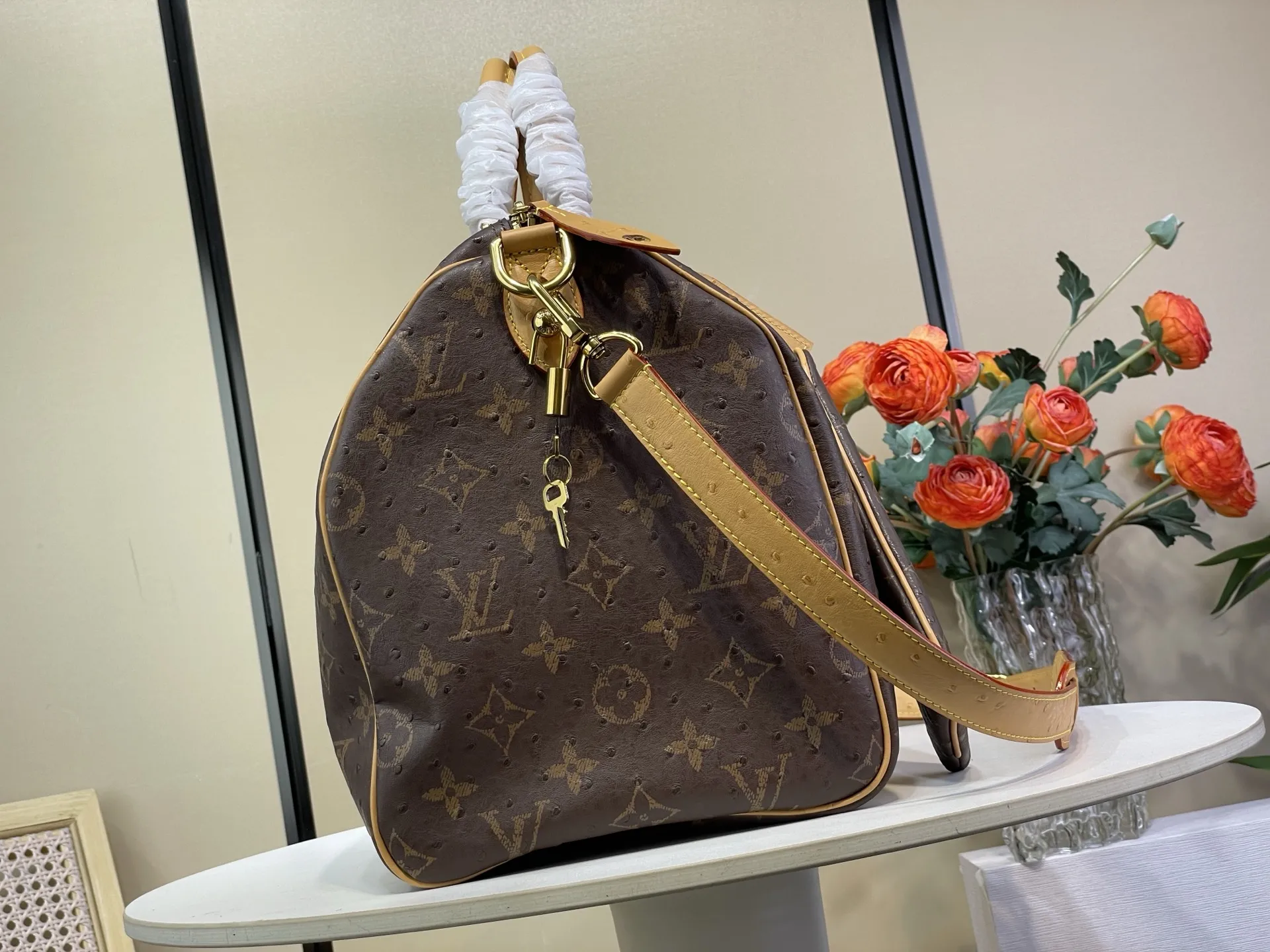 Louis Vuitton Speedy P9 Bandouli??re 40 Monogram Ostrich-Embossed Cowhide M24417 - Image 3