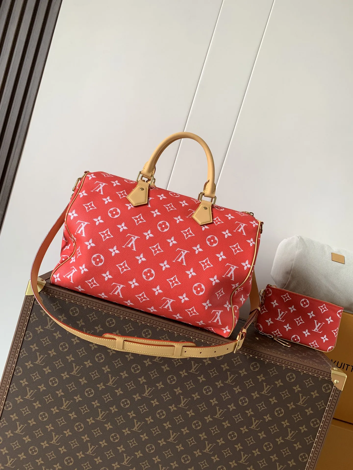 Louis Vuitton Speedy P9 Bandouli??re 40 Monogram Ostrich-Embossed Cowhide M24417 - Image 4