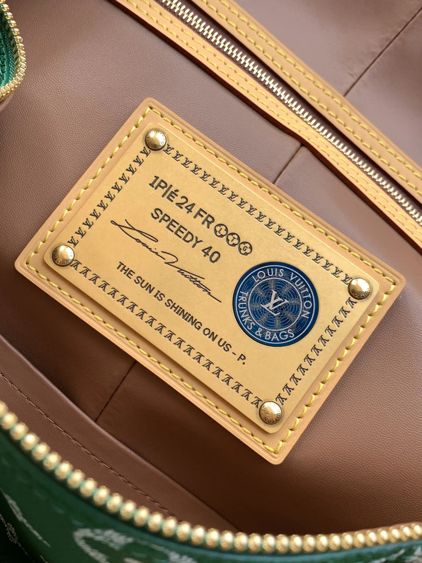 Louis Vuitton Speedy P9 Bandouli??re 40 Monogram Ostrich-Embossed Cowhide M24417 - Image 10