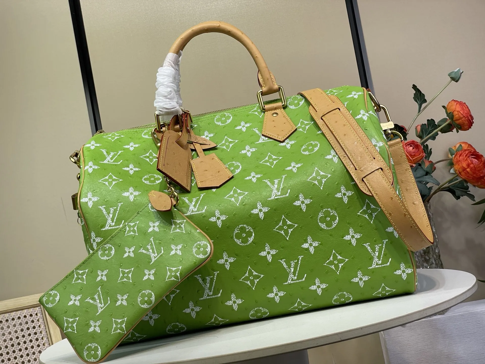 Alternative view of Louis Vuitton Speedy P9 Bandouli??re 40 Monogram Ostrich-Embossed Cowhide M24417