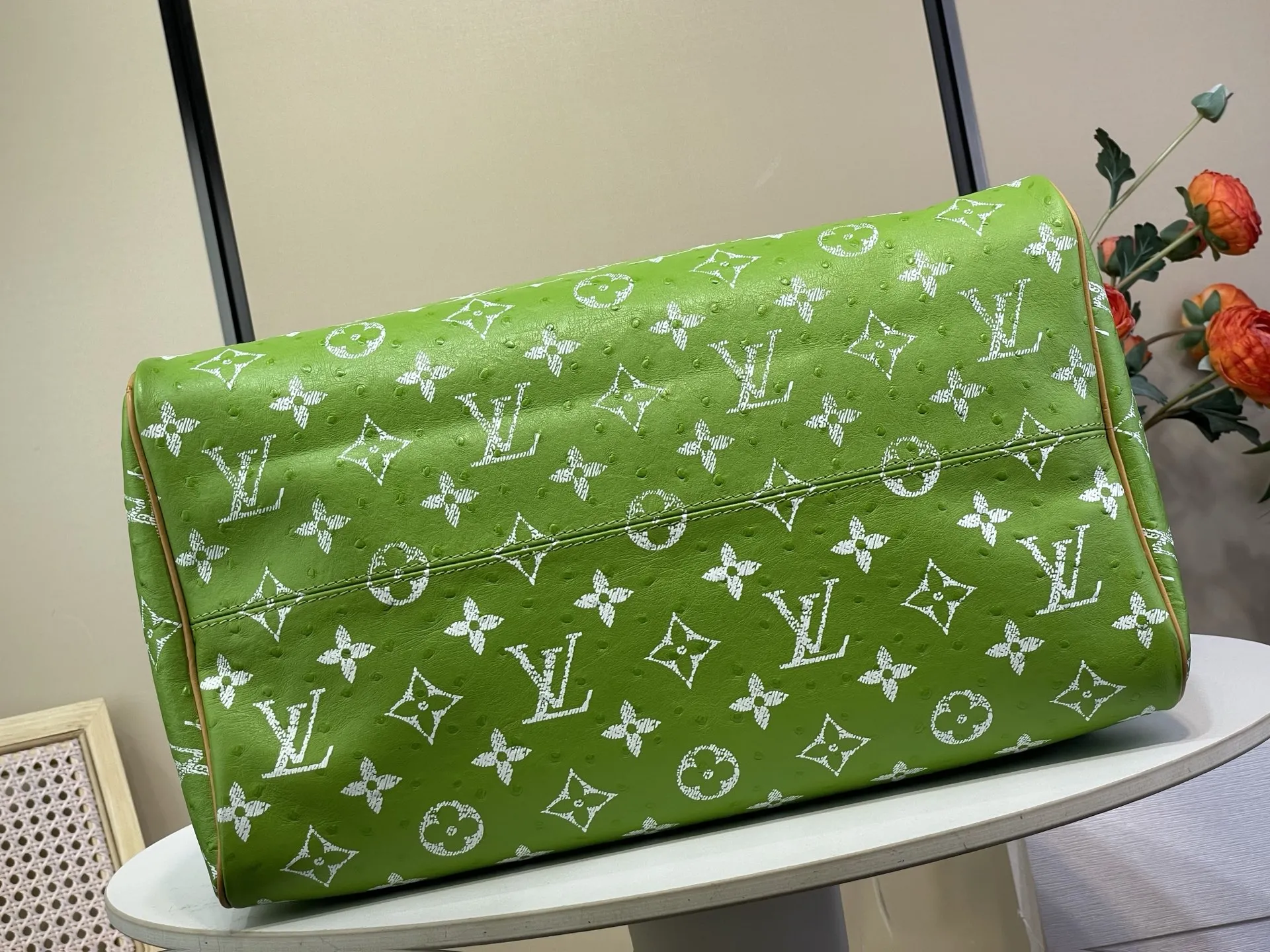 Louis Vuitton Speedy P9 Bandouli??re 40 Monogram Ostrich-Embossed Cowhide M24417 - Image 5