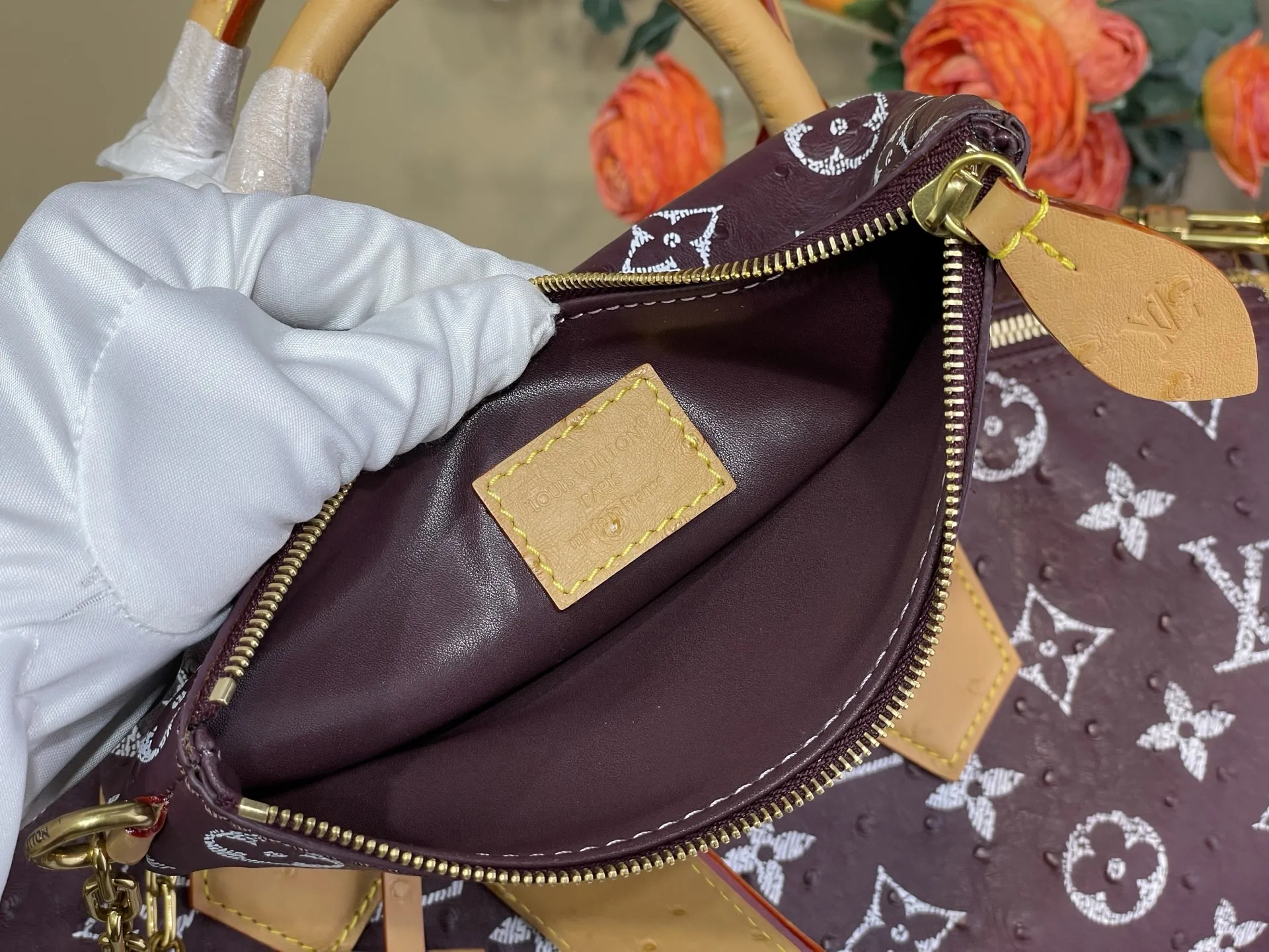 Louis Vuitton Speedy P9 Bandouli??re 40 Monogram Ostrich-Embossed Cowhide M24417 - 图片 6