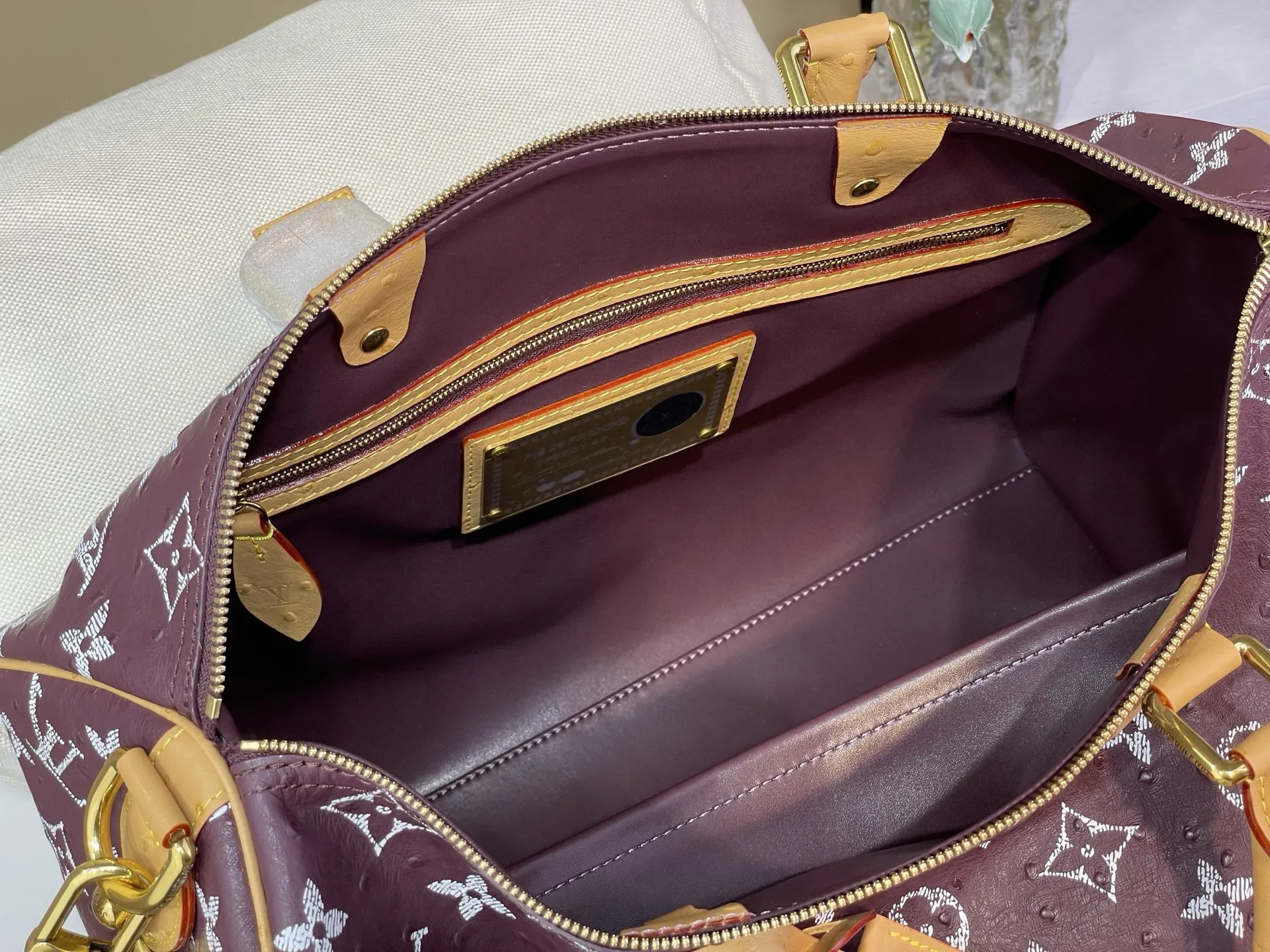 Louis Vuitton Speedy P9 Bandouli??re 40 Monogram Ostrich-Embossed Cowhide M24417 - 图片 13