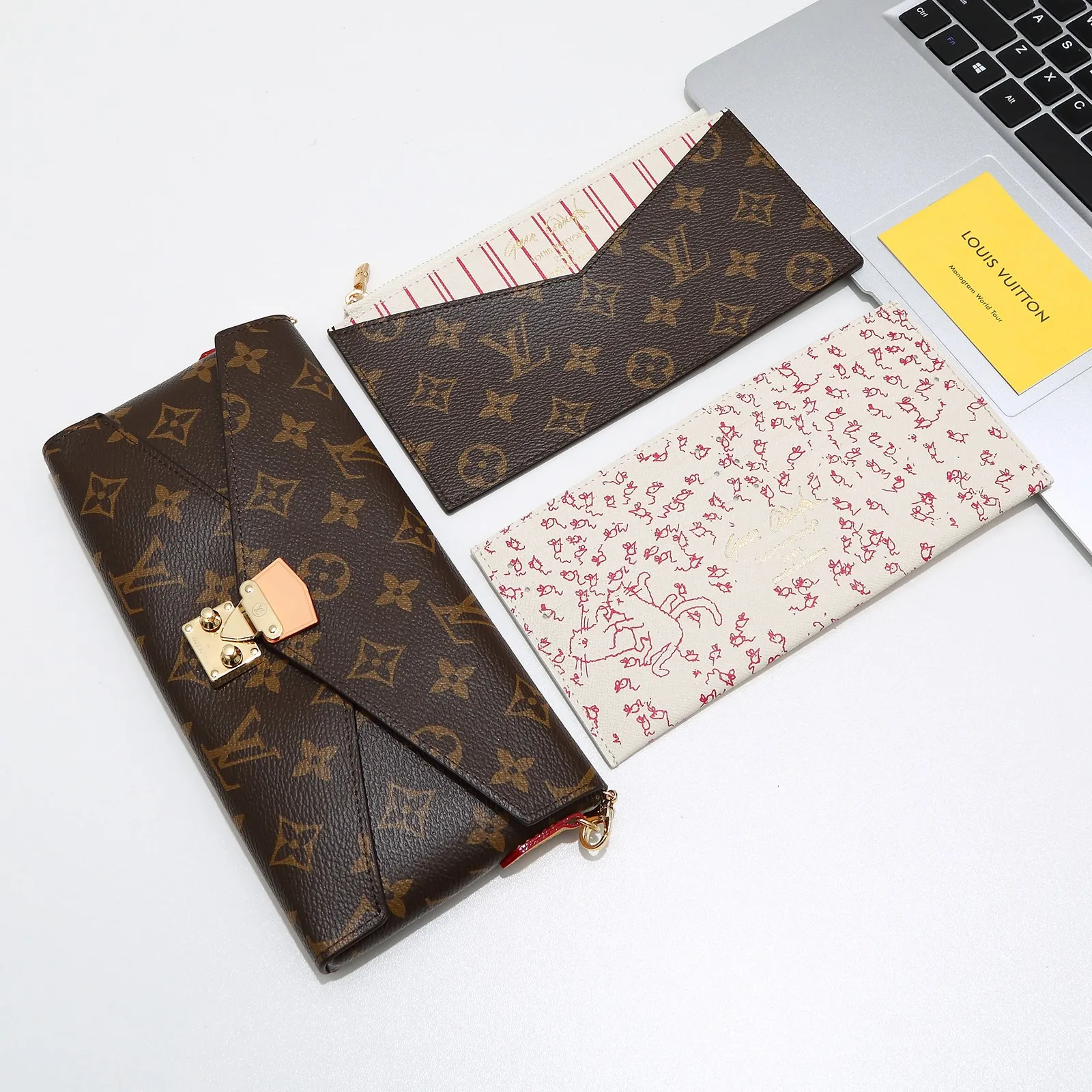 Alternative view of Louis Vuitton Kirigami Organizer On Chain M15150