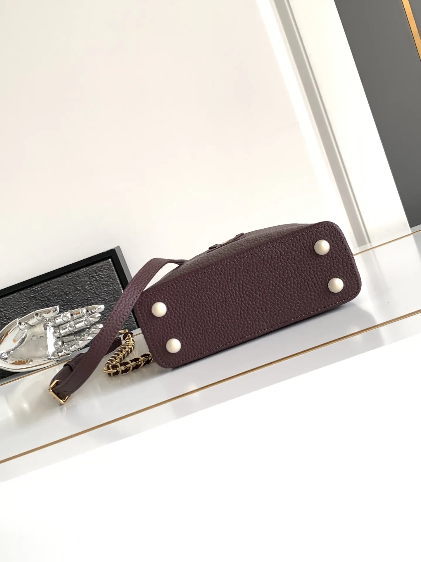 Louis Vuitton Capucines Mini M25893 - Image 5