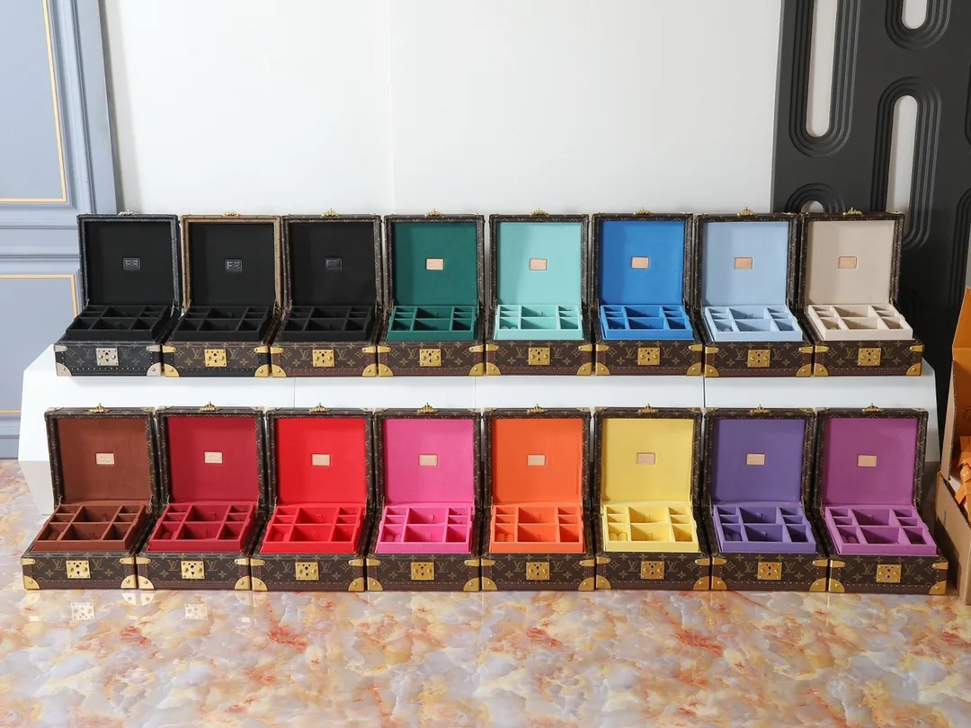 Louis Vuitton Coffret Joaillerie Monogram Reverse M11156 - 图片 11