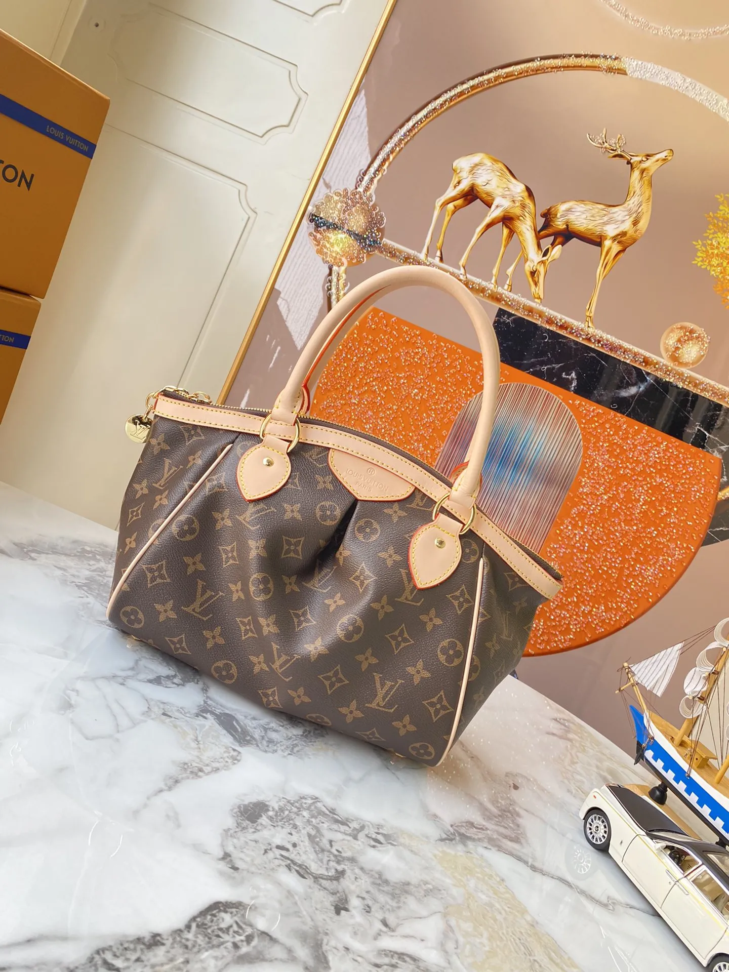Alternative view of Louis Vuitton Tivoli PM M40143