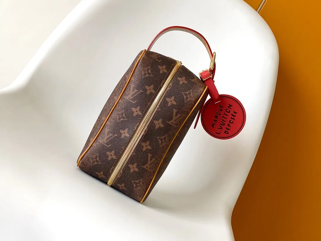 Louis Vuitton Locker Dopp Kit M11765 - 图片 4