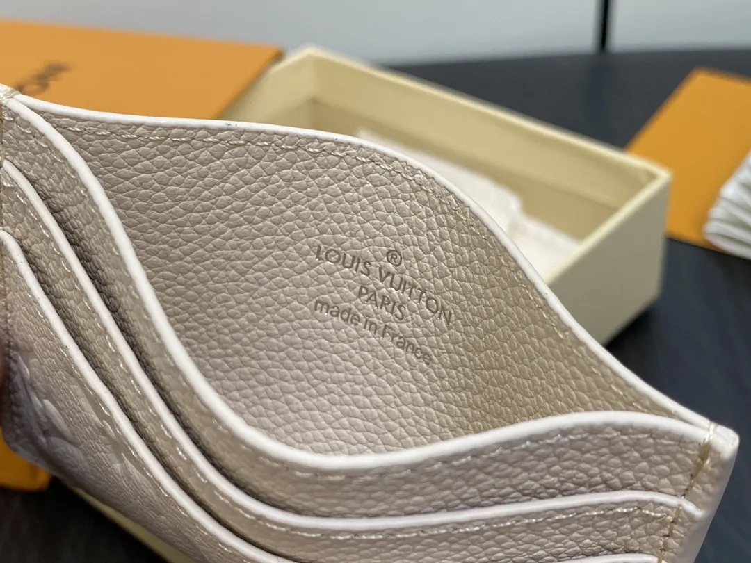 Louis Vuitton LV Charms Card Holder M12179 - 图片 8
