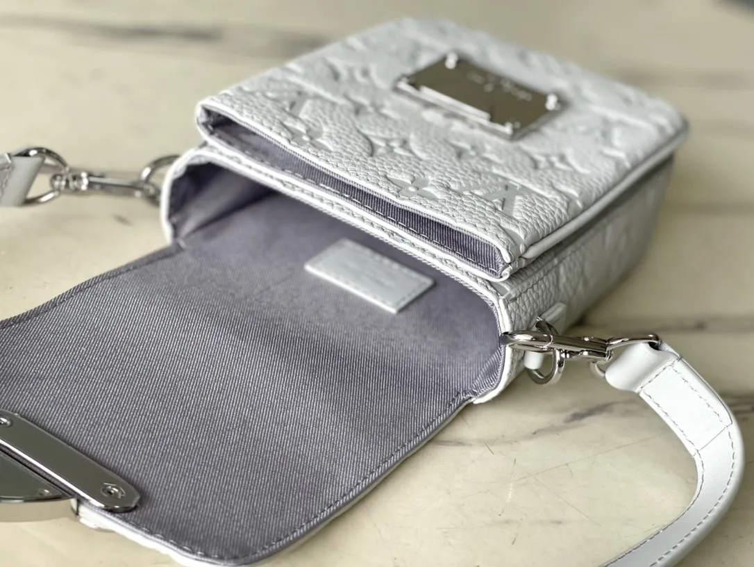 Louis Vuitton S-Lock Vertical M82568 - 图片 9