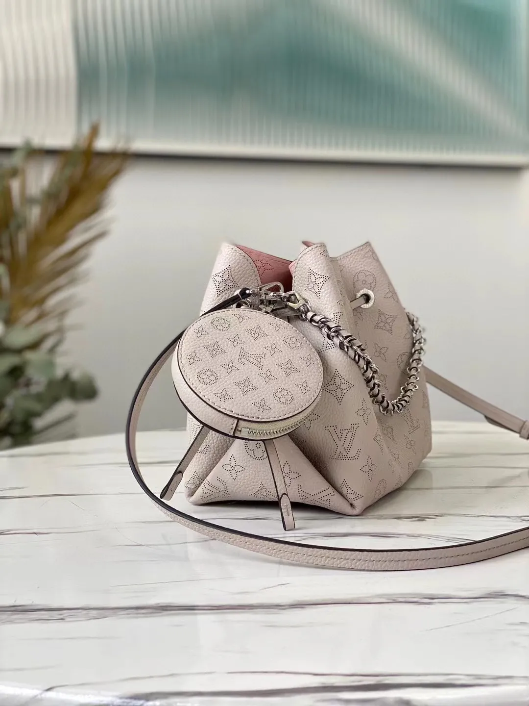 Louis Vuitton Bella M57536 - 图片 3