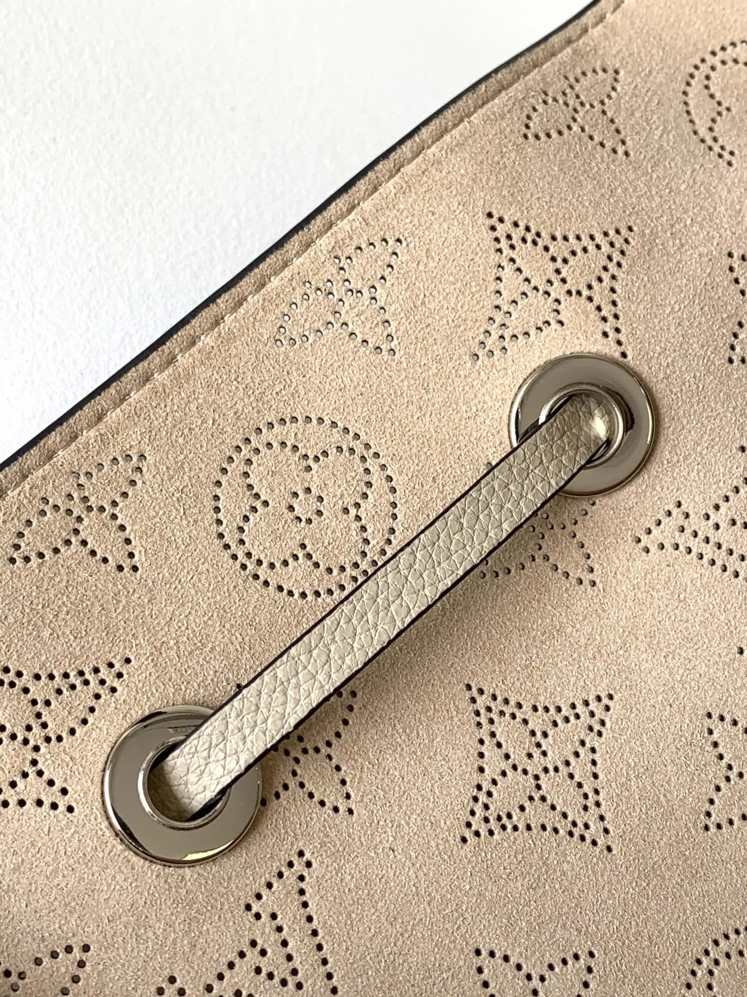 Louis Vuitton Bella M57201 - 图片 8