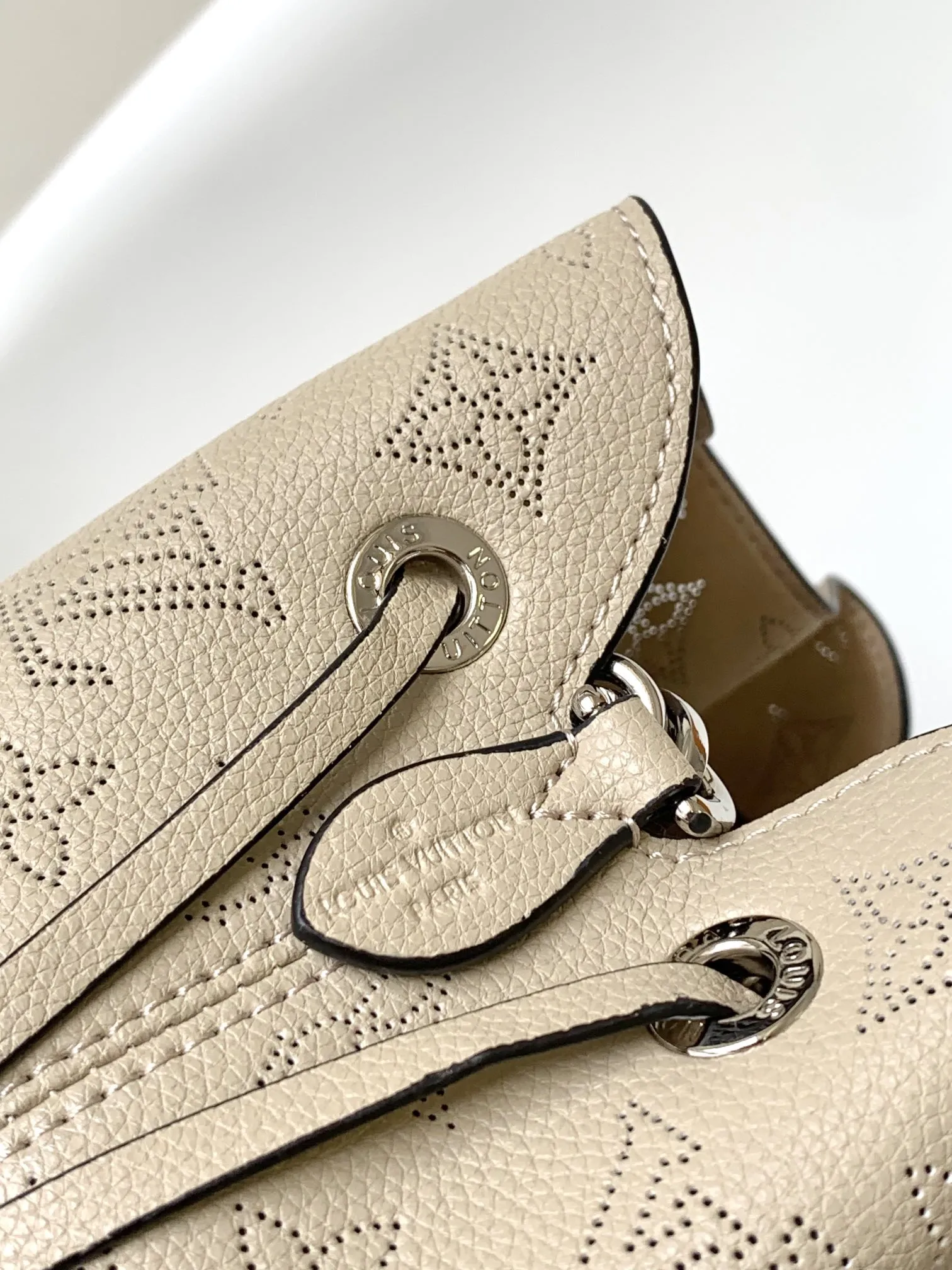 Louis Vuitton Bella M57201 - 图片 9