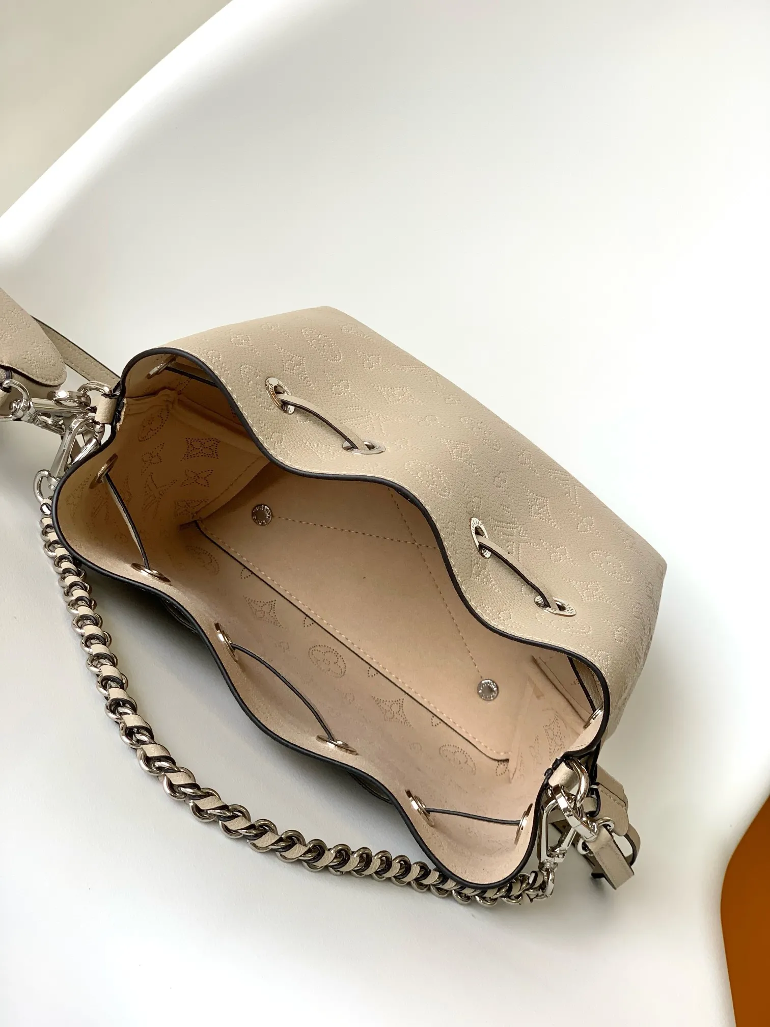 Louis Vuitton Bella M57201 - 图片 10
