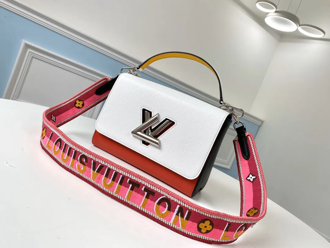 Alternative view of Louis Vuitton Twist MM M55678
