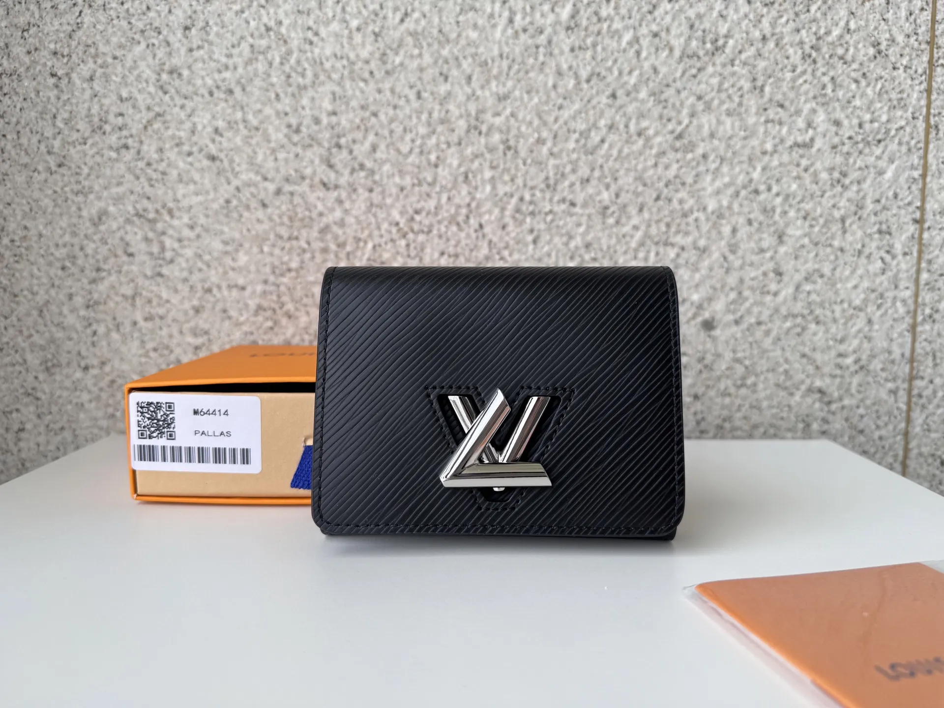 Louis Vuitton Twist Compact Wallet M64414 - 图片 2