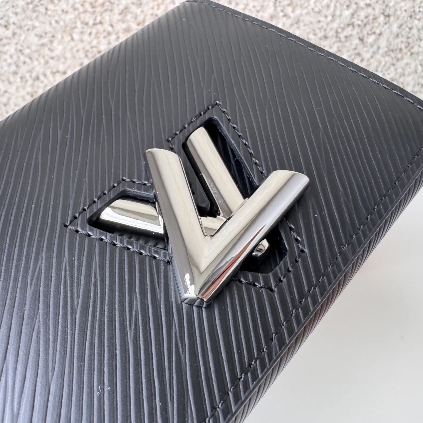 Louis Vuitton Twist Compact Wallet M64414 - 图片 7