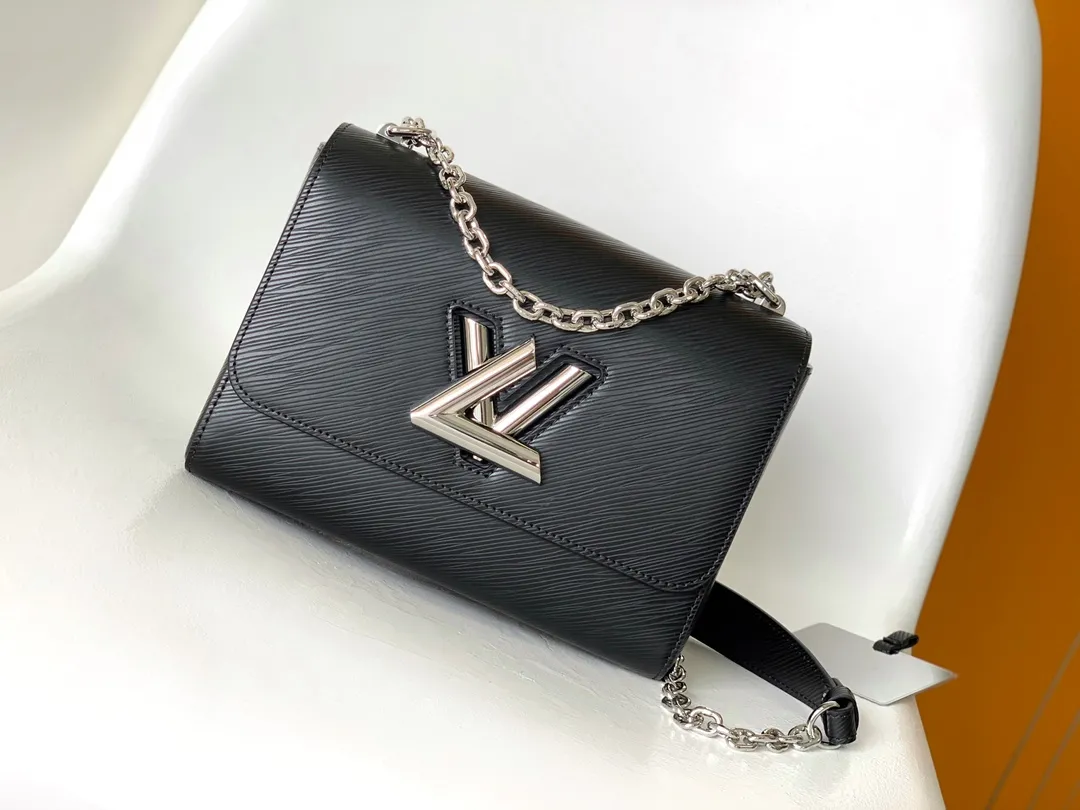Alternative view of Louis Vuitton Twist MM M21110
