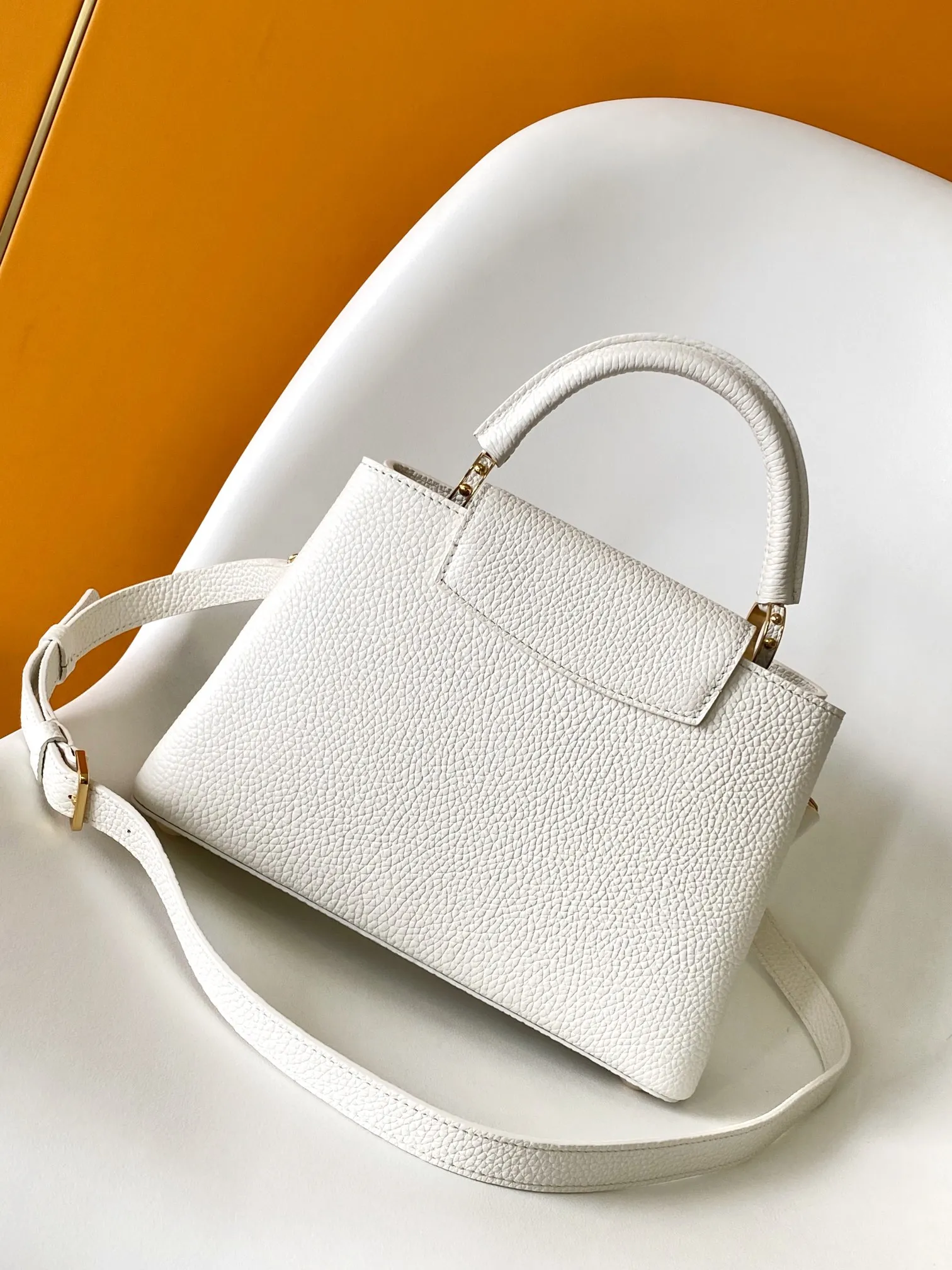Louis Vuitton Capucines BB M55832 - Image 13