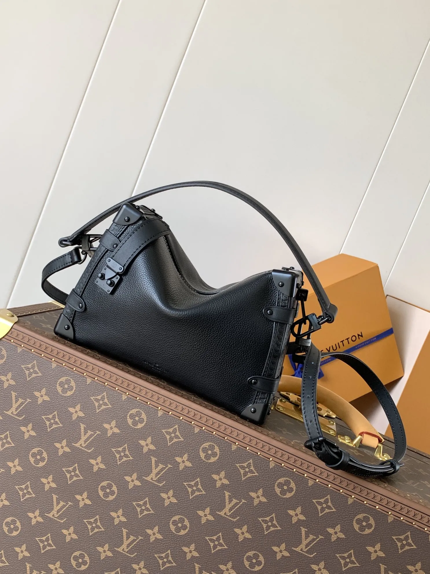 Louis Vuitton Side Trunk Side Trunk MM M24309 - 图片 11