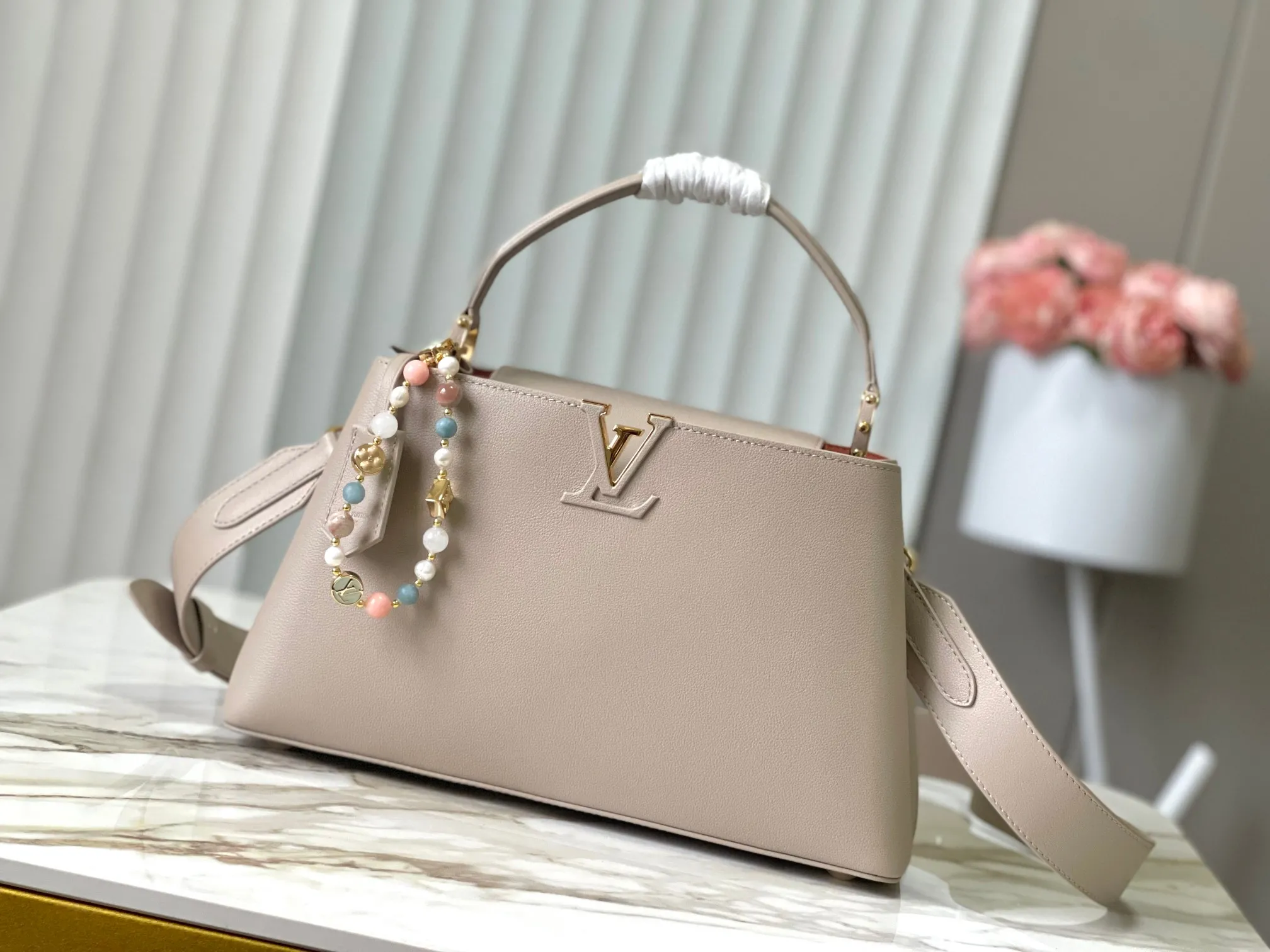 Louis Vuitton Capucines MM Souple M12929 - 图片 12