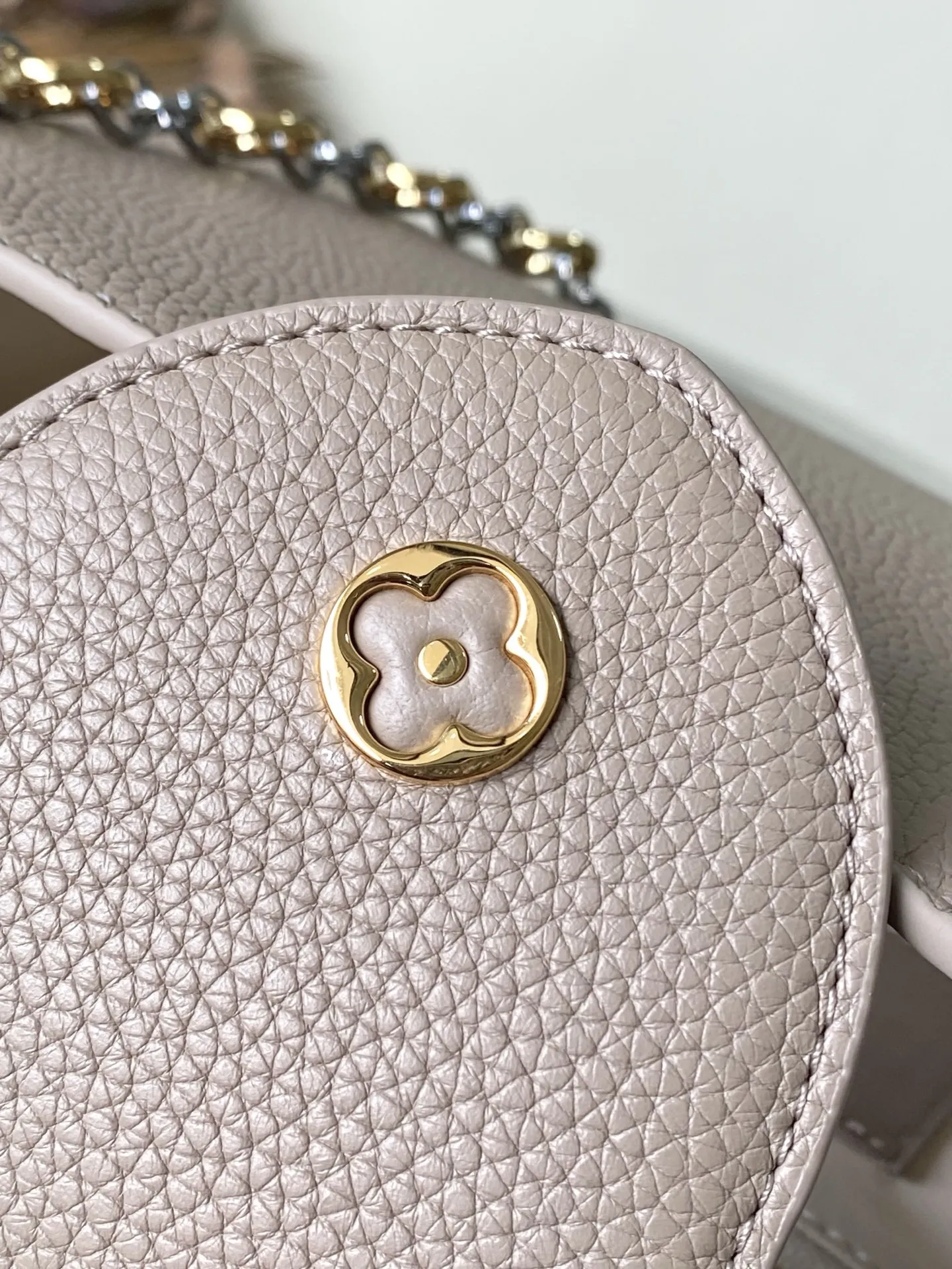 Louis Vuitton Capucines MM M12935 - 图片 17