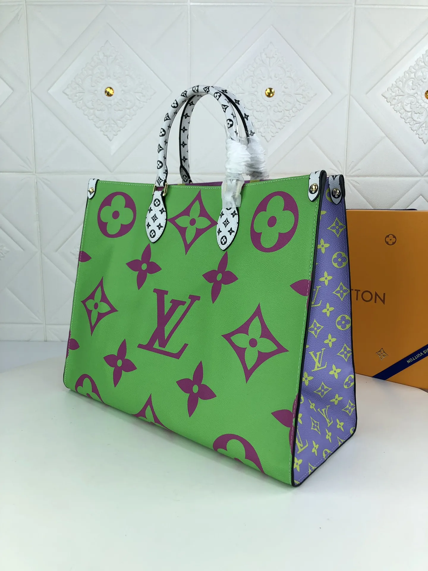 Louis Vuitton Onthego GMM44570 - 图片 3