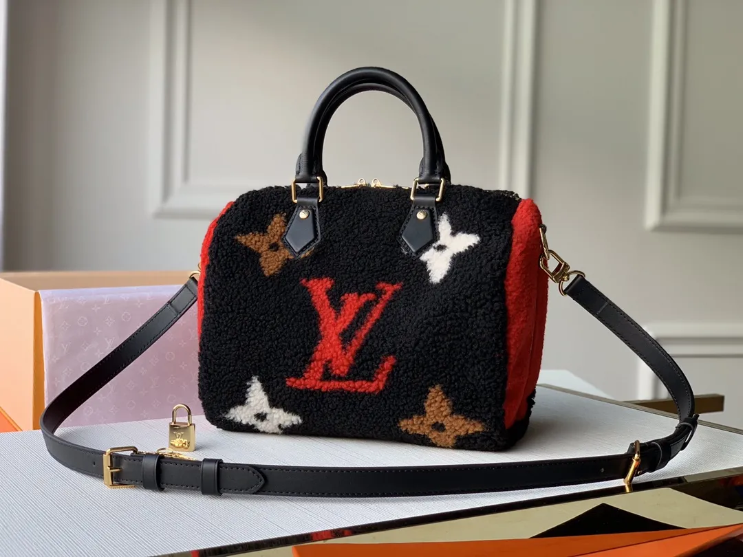 Alternative view of Louis Vuitton Speedy Bandouliere 25 M55423