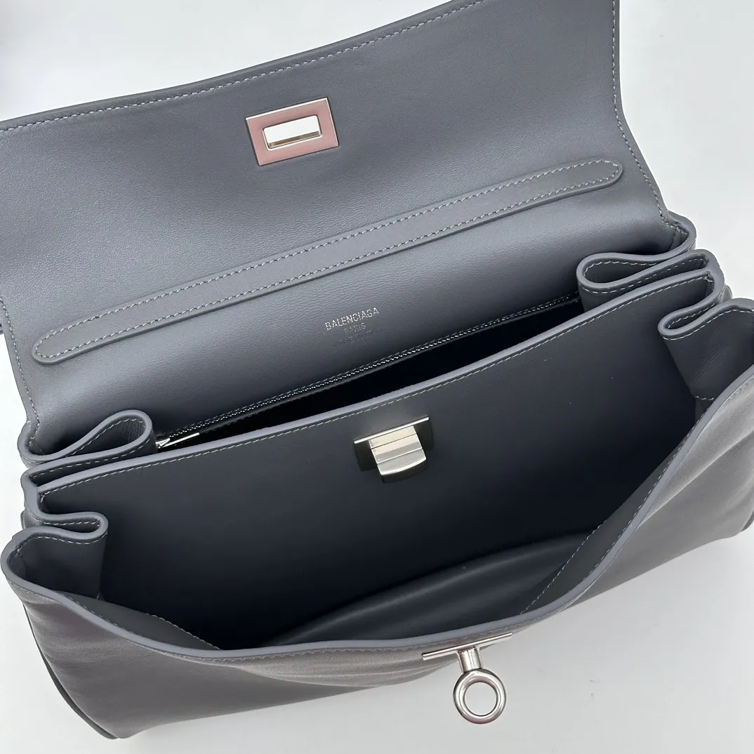 Balenciaga Women's Rodeo Handbag Medium in Cloud Grey 789772 - Image 9