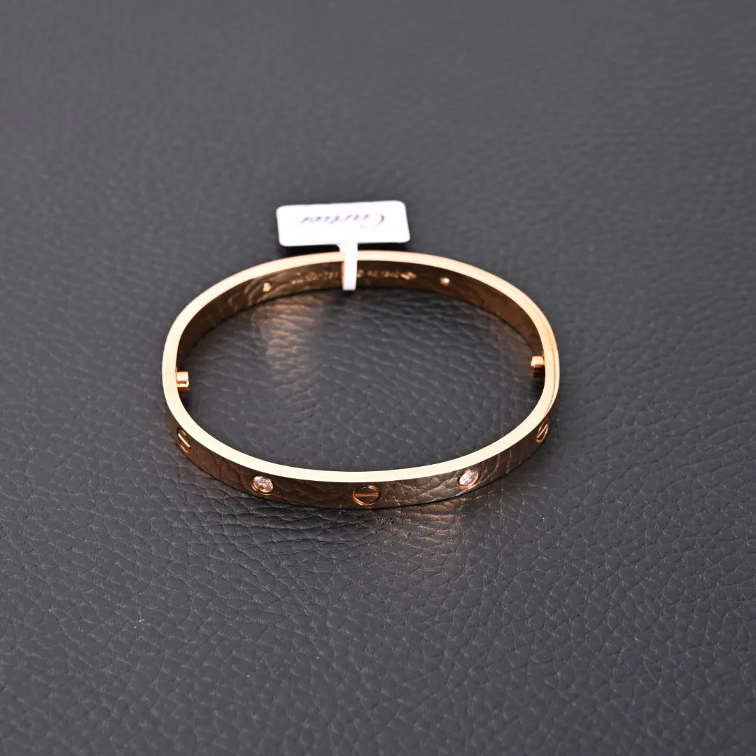 Alternative view of Cartier Love bracelet, classic model, brushed, 4 diamonds B6080017