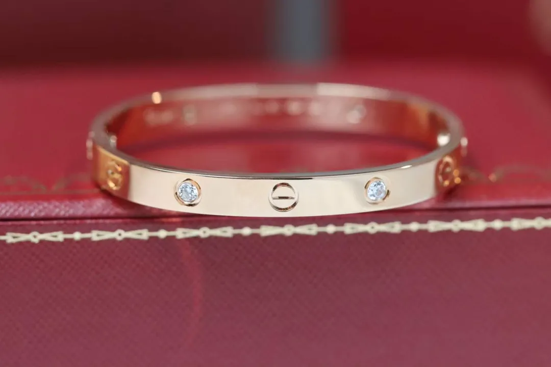 Alternative view of Cartier Love bracelet, classic model, 4 diamonds B6069917