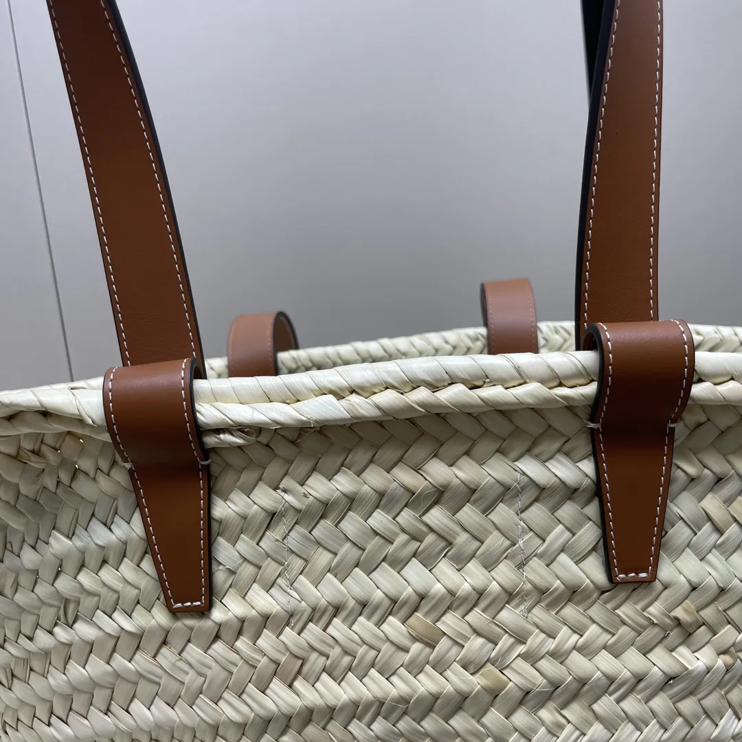 Celine MEDIUM CELINE CLASSIC PANIER IN palm leaves and Calfskin 192622 - Image 9