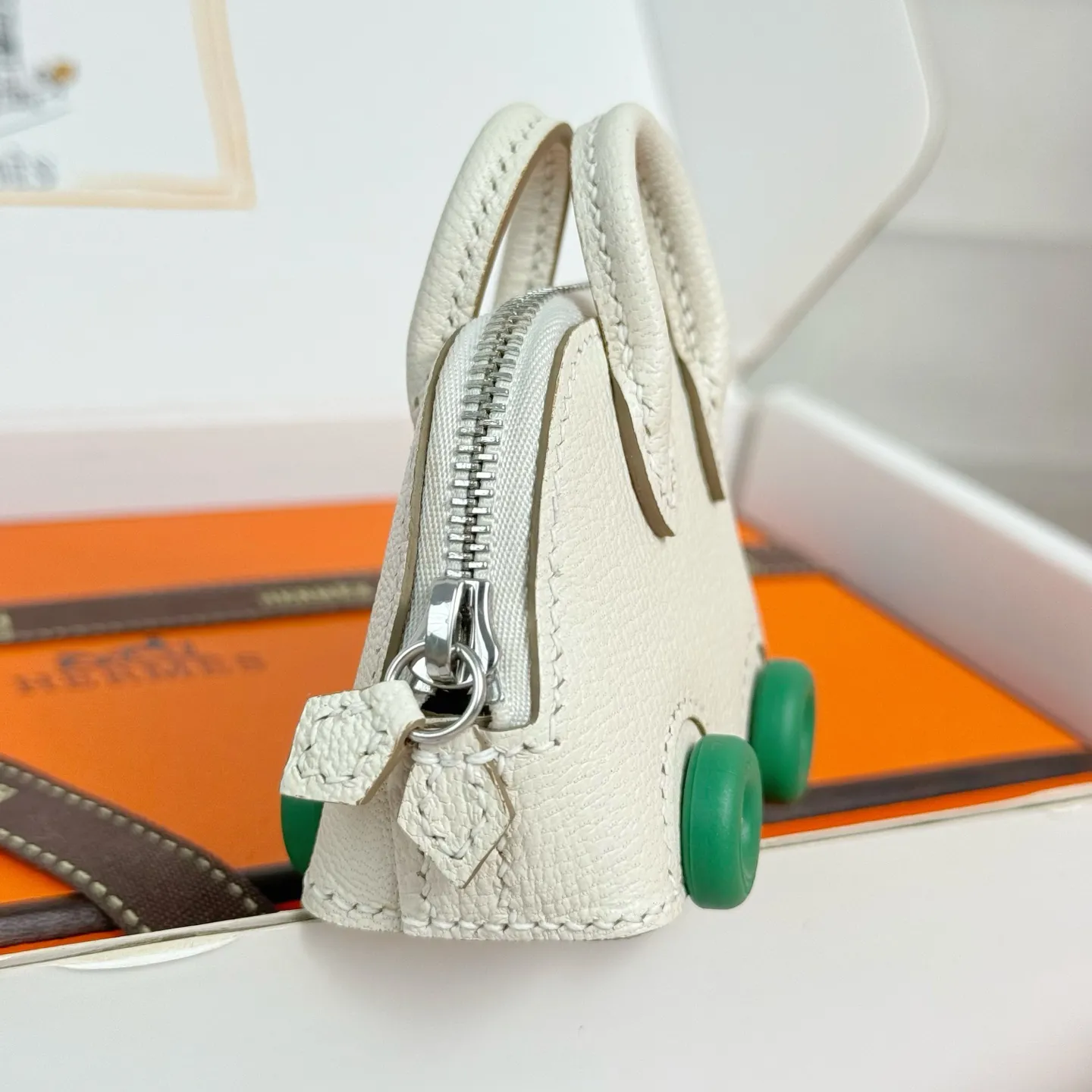 Hermes Bolide On Wheels Bag H083969CKAT - 图片 8