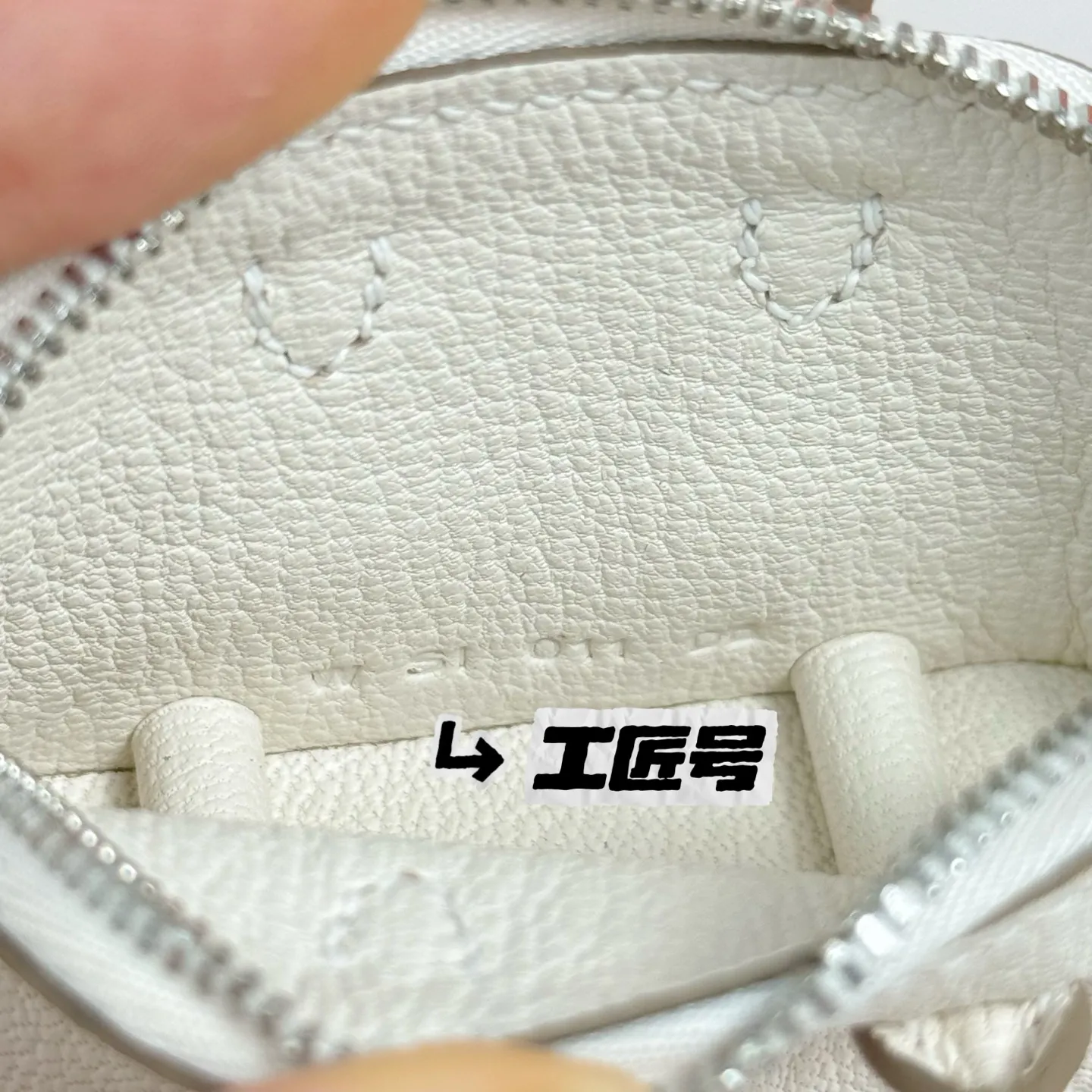 Hermes Bolide On Wheels Bag H083969CKAT - 图片 10
