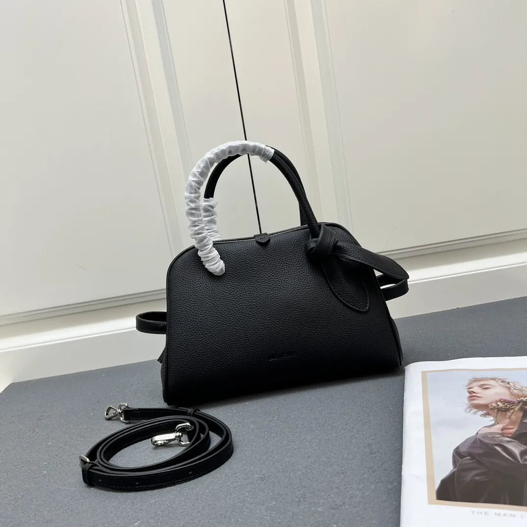 Alternative view of Jacquemus The Turismo BAU00417