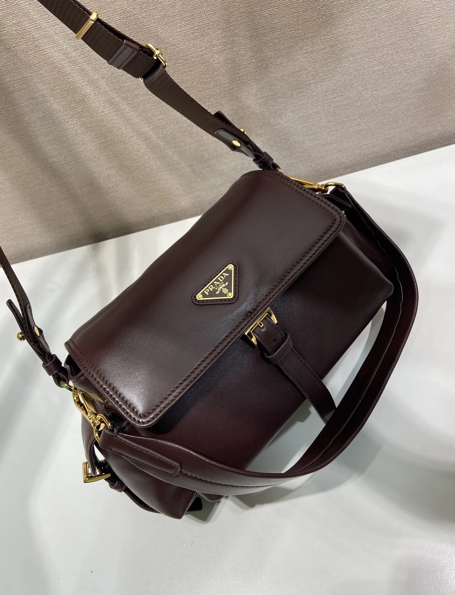 Prada Explore medium nappa leather shoulder bag with flap 1BD394 - Image 3