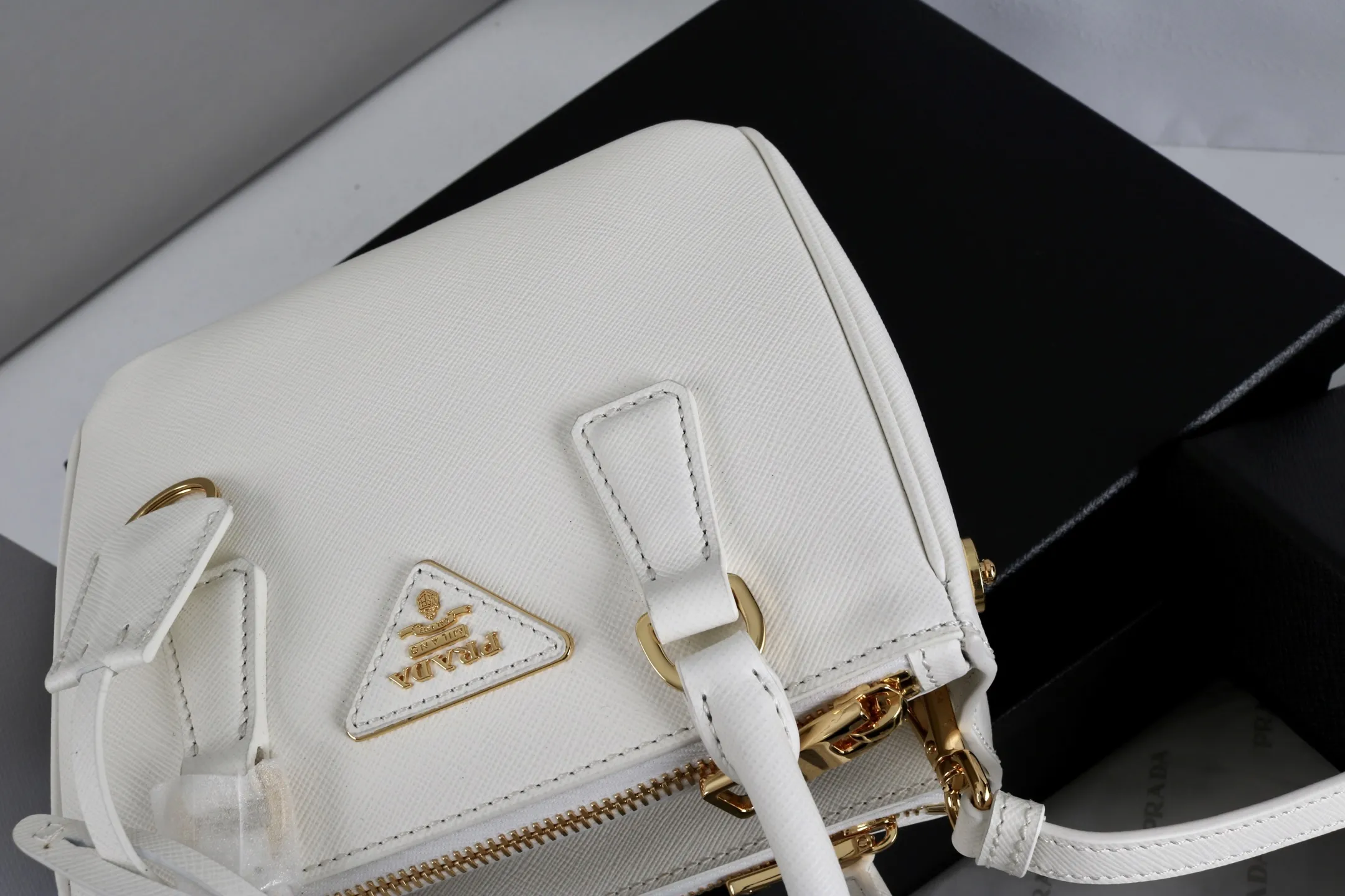 Prada Galleria mini Saffiano leather bag 1BA906 - Image 8
