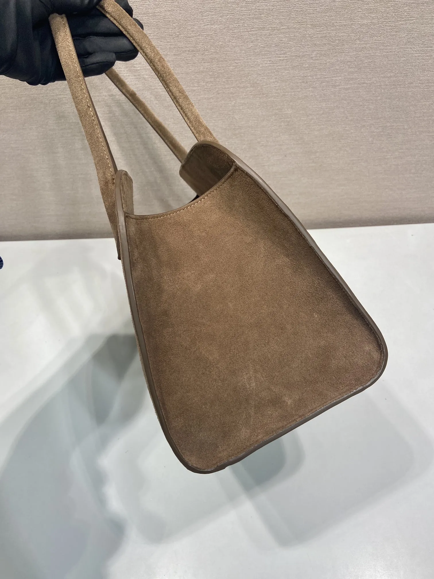 Prada Medium suede tote bag 1BG572 - Image 6